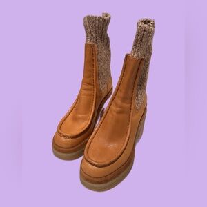 🍒 CHLOÉ - cognac leather and wool chunky heeled sock booties